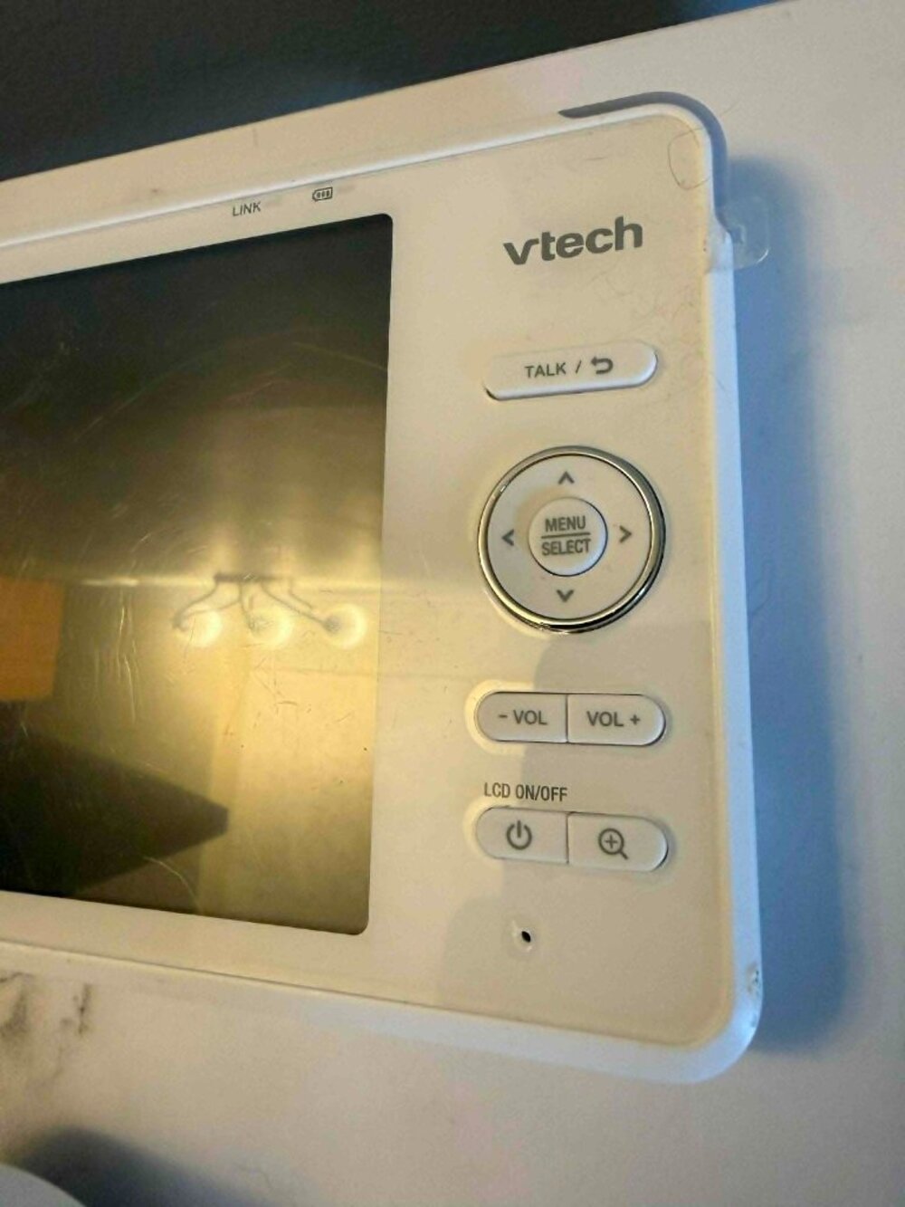 2 Cameras 7" High Definition 720p Display 1080p Smart Wi-Fi Baby Monitor